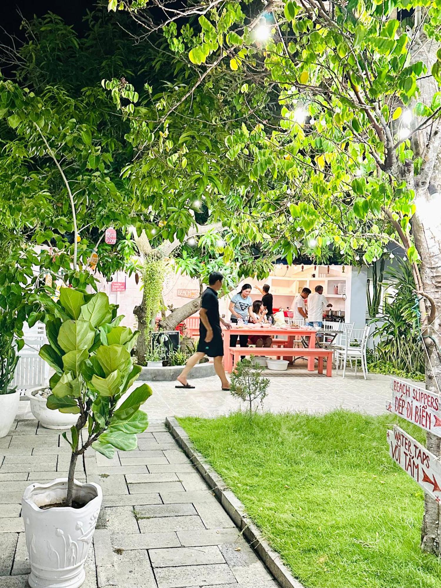 Moonbeam Homestay & Mini-Resort Mui Ne ファンティエット エクステリア 写真